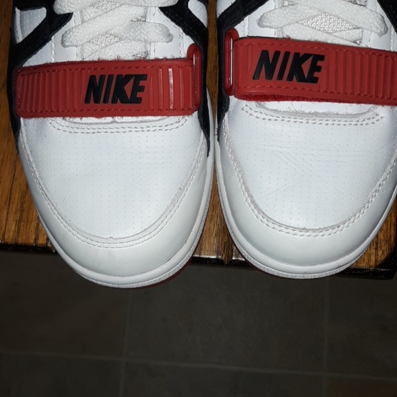 Shoes - Picture 2 of 5